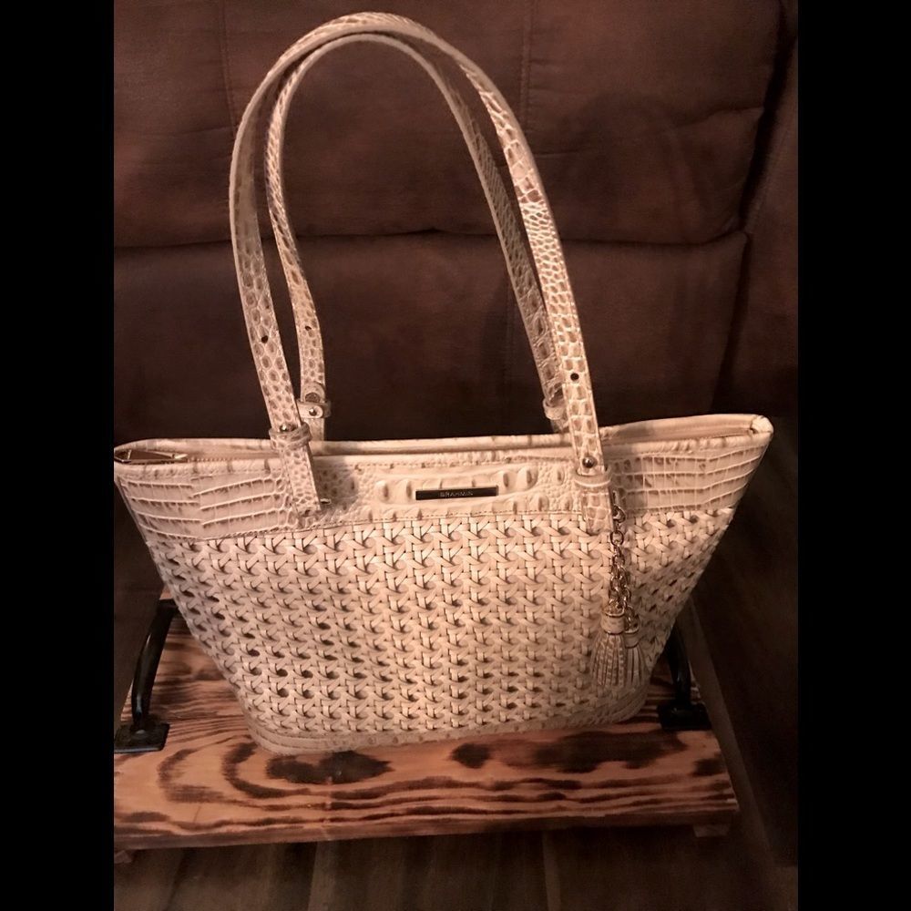 🍂BRAHMIN off white beautiful